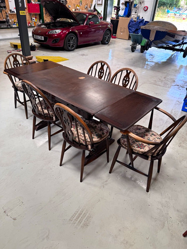 Ercol extending dark wood - extending,