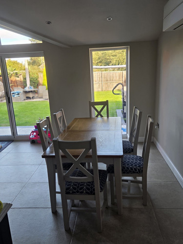 Extending dining table 6 - extending,