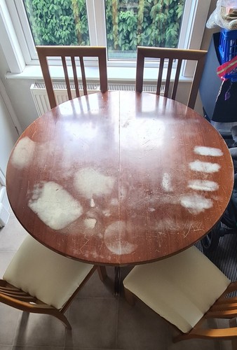 Wooden extendable round - extendable, table