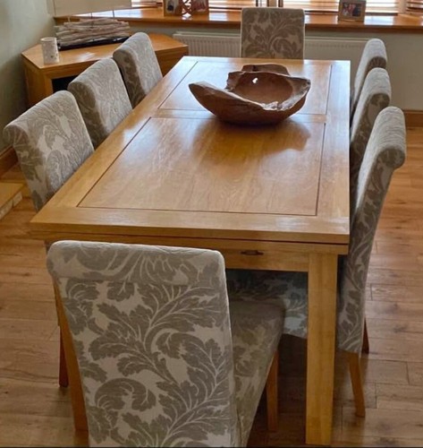 Oak table extending 220cm - table,