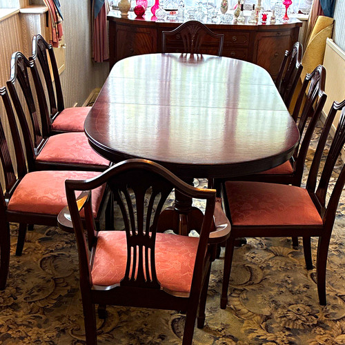 Extending oval dark wood - oval,