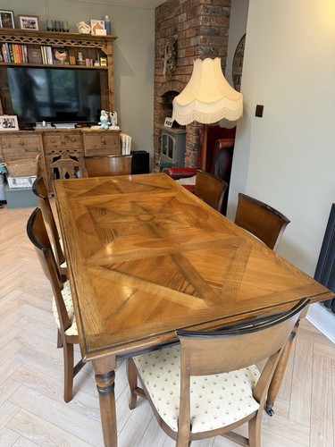 Seater extending dining - 6-8,
